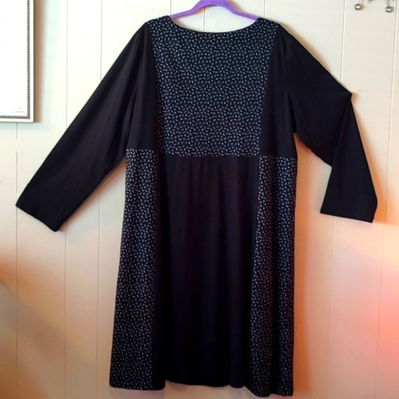 XL NWOT EMBROIDERED BLACK TUNIC QUILT DRESS from DENIM 27/7. - Picture 5 of 8